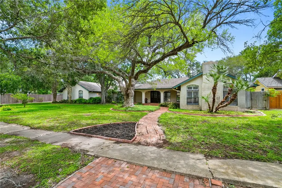457 Delaine Drive, Corpus Christi, TX 78411 - #2