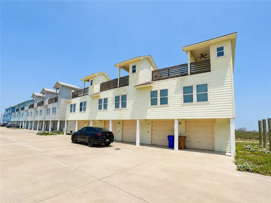 122 W Palm Beach Drive, Port Aransas, TX 78373 - #1
