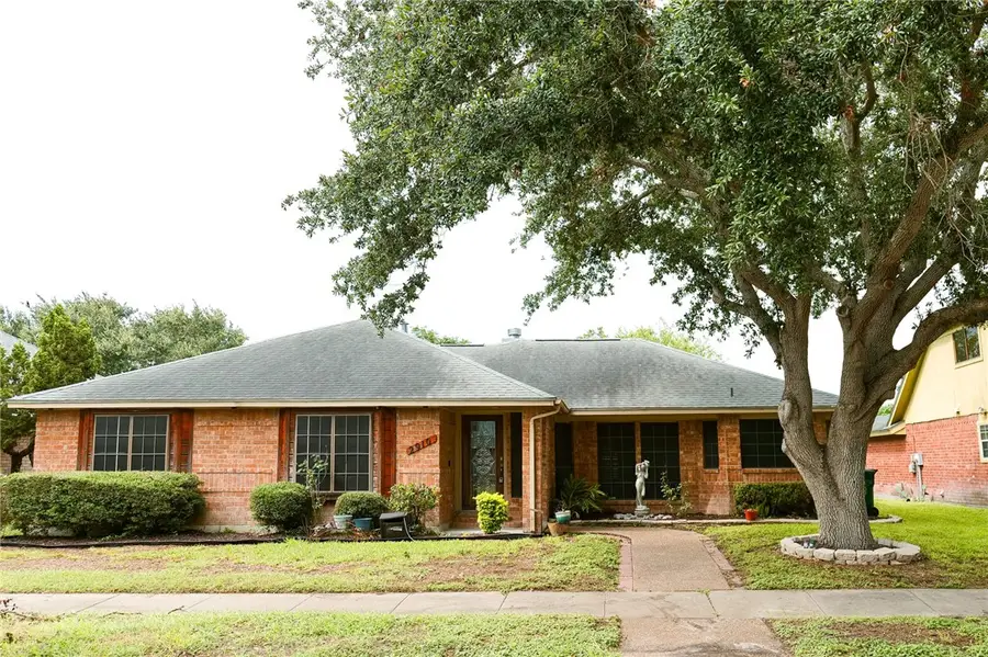 2910 Persimmon Street, Corpus Christi, TX 78415 - #2