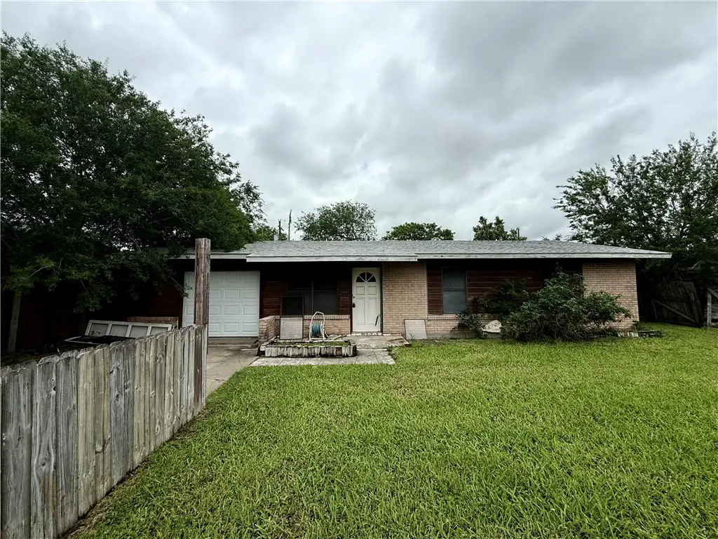 1610 E Fordyce Avenue, Kingsville, TX 78363 - #1