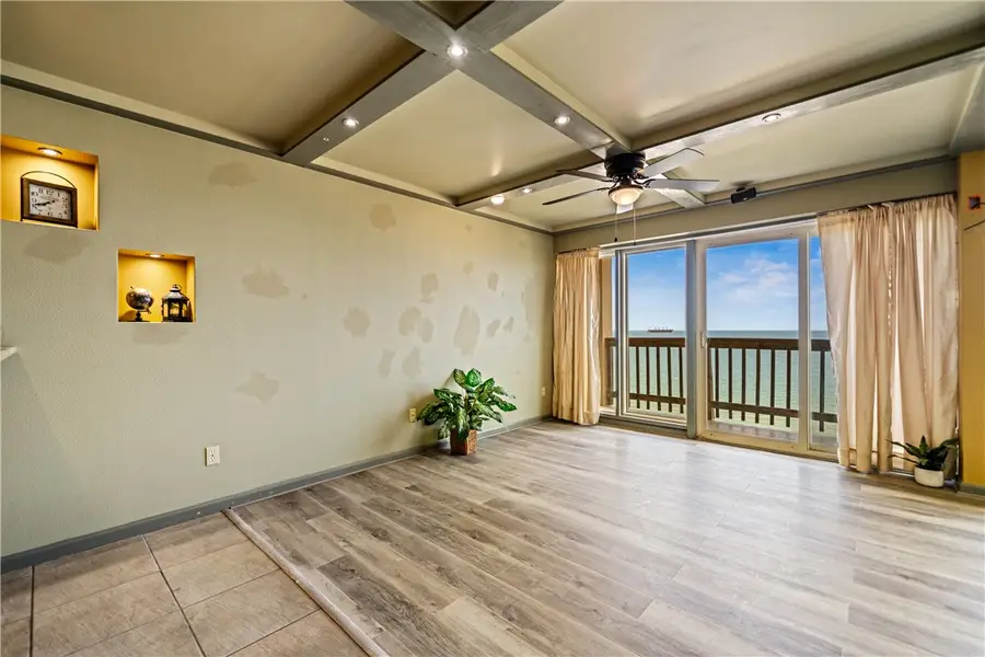 4000 Surfside Boulevard #703, Corpus Christi, TX 78402 - #3