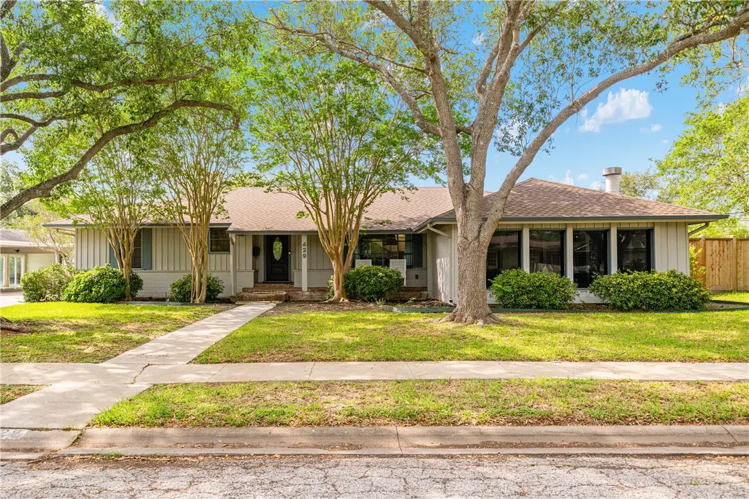 429 Bermuda Place, Corpus Christi, TX 78411 - #1