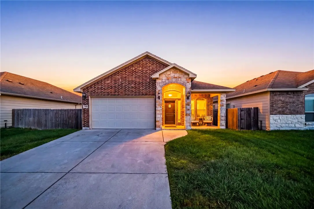 3845 Pennine Way, Corpus Christi, TX 78414 - #1