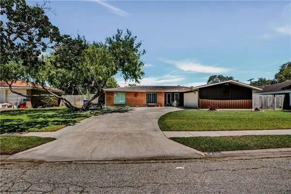 506 Greenway Drive, Corpus Christi, TX 78412