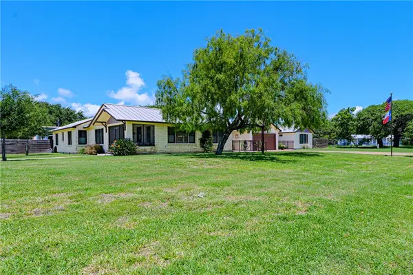 1622 Cherry Street, Rockport, TX 78382