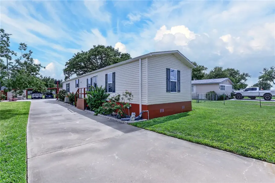 118 Sweet Bay, Rockport, TX 78382 - #3