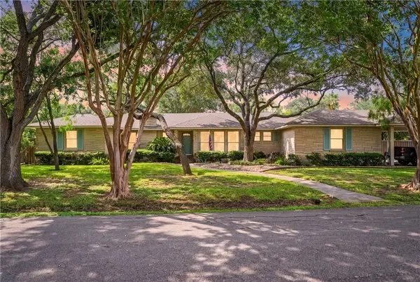 155 Santa Barbara Street, Corpus Christi, TX 78411