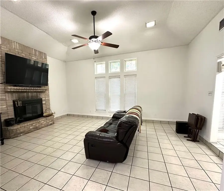 4241 Lake Tahoe Drive, Corpus Christi, TX 78413 - #3