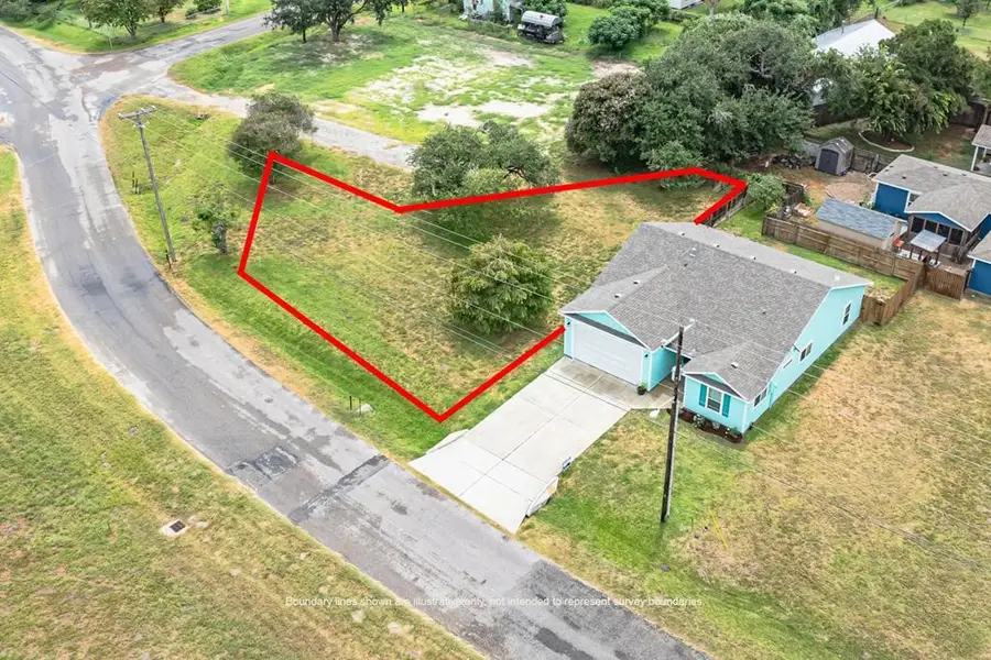 1421-1425 E Linden Street, Rockport, TX 78382 - #3