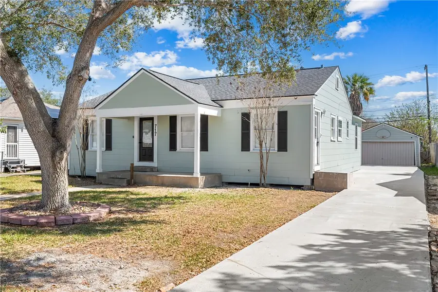 717 Indiana Avenue, Corpus Christi, TX 78404 - #2