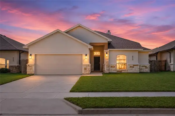 3921 Pennine Way, Corpus Christi, TX 78414