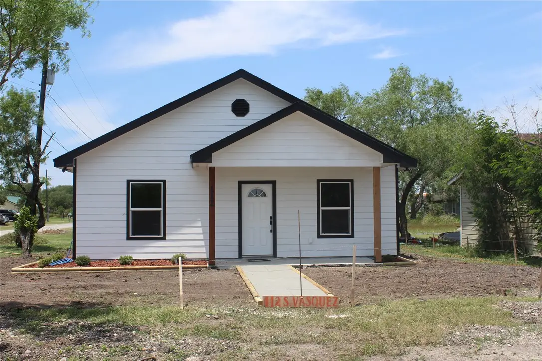 112 S Vasquez, Orange Grove, TX 78372 - #1