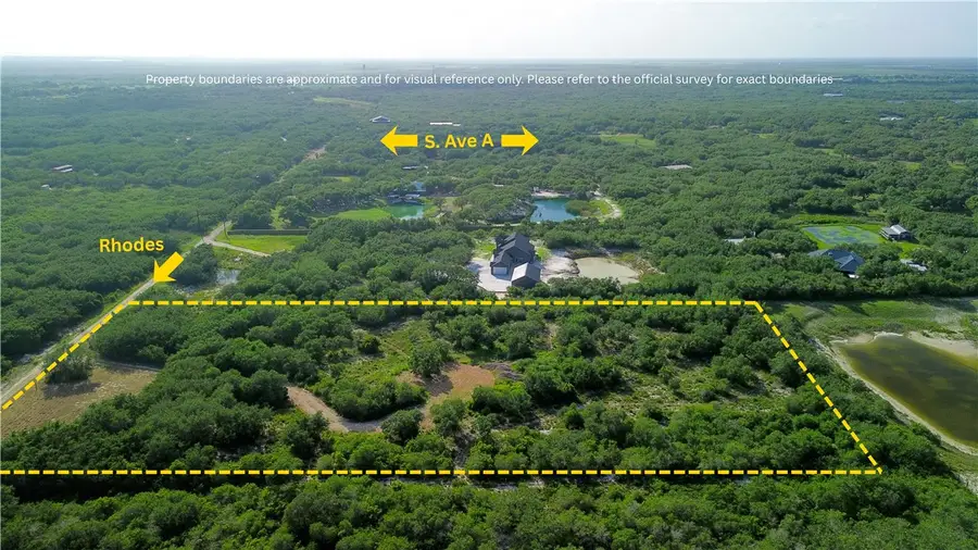 1508 W Rhodes Ave., Aransas Pass, TX 78336 - #2