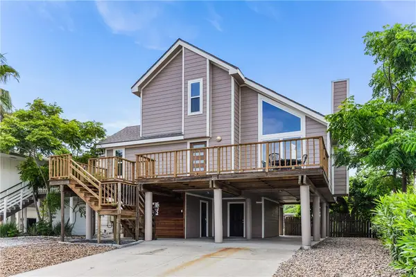 3222 Laguna Shores Road, Corpus Christi, TX 78418