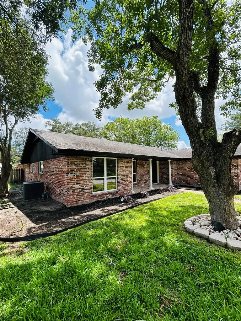 10722 Timbergrove Ln, Corpus Christi, TX 78410 - #2