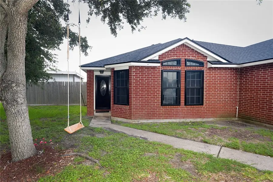 911 La Mirada, Portland, TX 78374 - #3