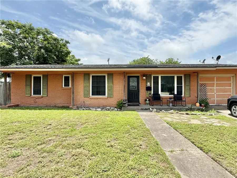 3209 Casa Blanca Drive, Corpus Christi, TX 78411 - #2