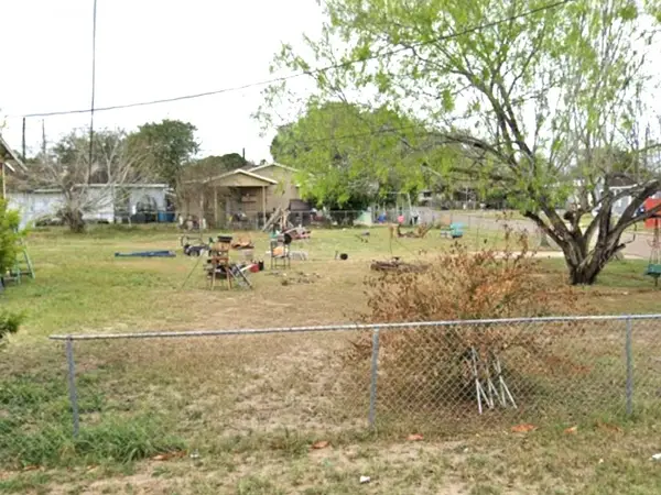 221 N 29th Avenue, Edinburg, TX 78542