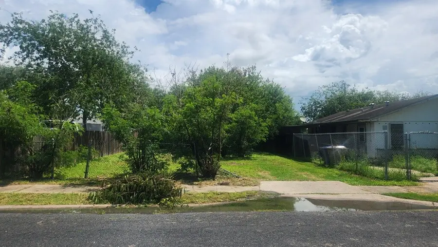 2914 Dixie Street, Corpus Christi, TX 78405 - #2