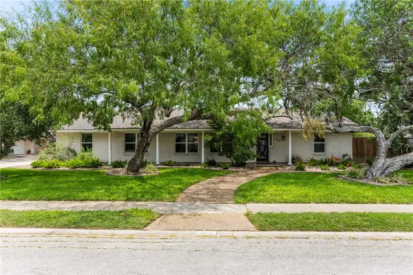433 Cape Henry Drive, Corpus Christi, TX 78412