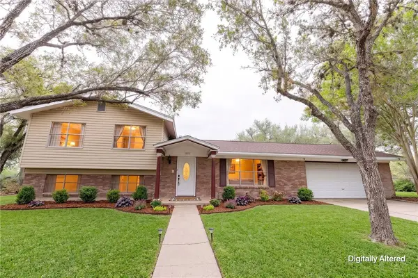 1400 Wren N, Beeville, TX 78102
