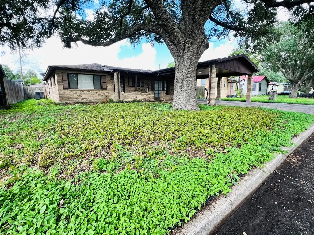 762 Glendale Street, Alice, TX 78332 - #1