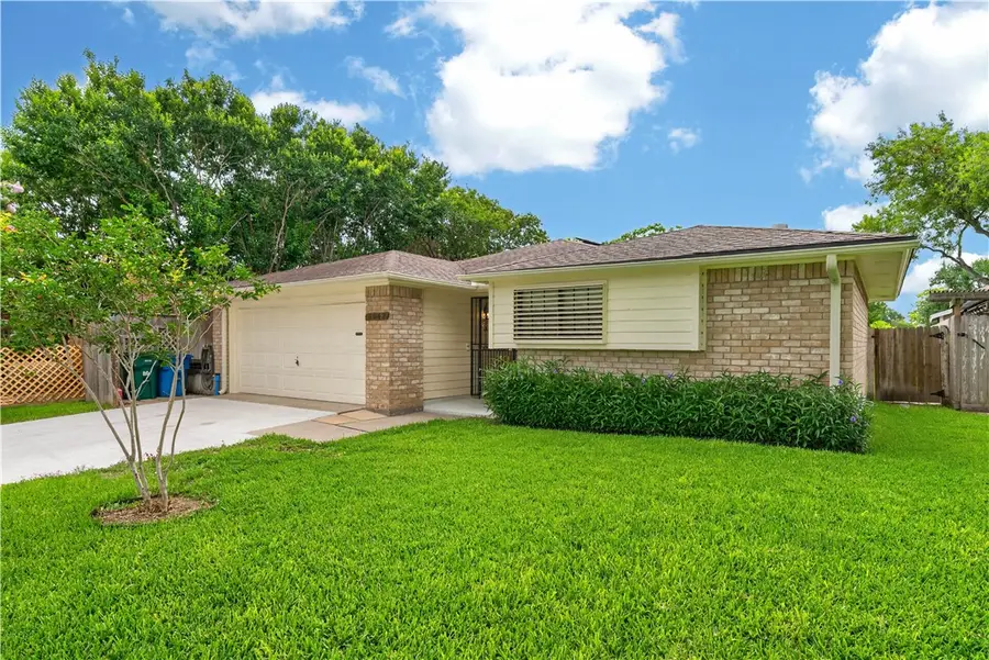 3042 Quail Hollow Drive, Corpus Christi, TX 78414 - #3