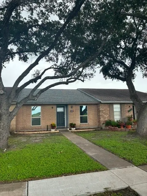 221 W Ailsie Avenue, Kingsville, TX 78363 - #2