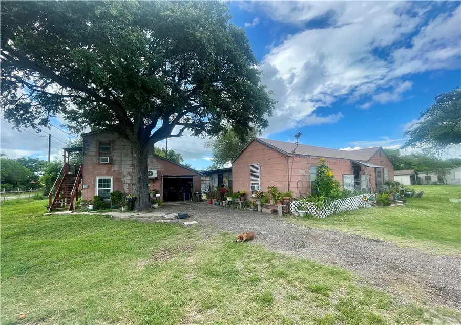 810 Military Drive, Corpus Christi, TX 78418 - #2