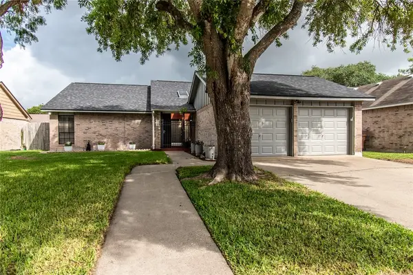 3245 Hampton Street, Corpus Christi, TX 78414