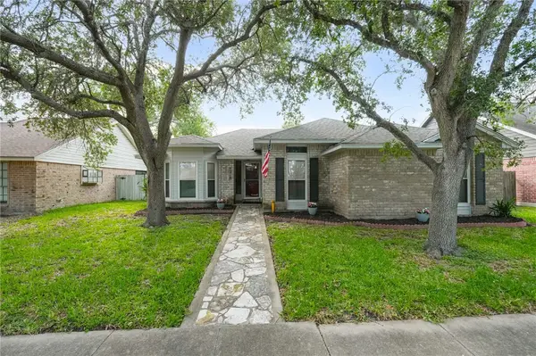 7218 Diamond Ridge Drive, Corpus Christi, TX 78413