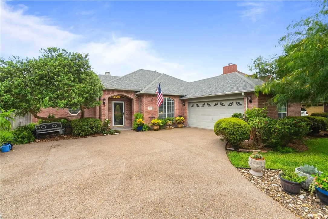 6145 Strasbourg Drive, Corpus Christi, TX 78414 - #1