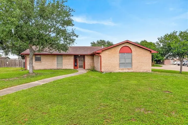 5314 Ridgewood Court, Corpus Christi, TX 78413
