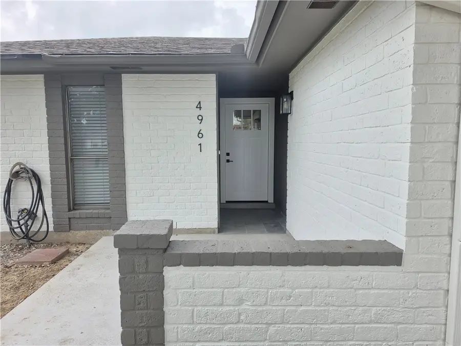 4961 Shadowbend Drive, Corpus Christi, TX 78413 - #2