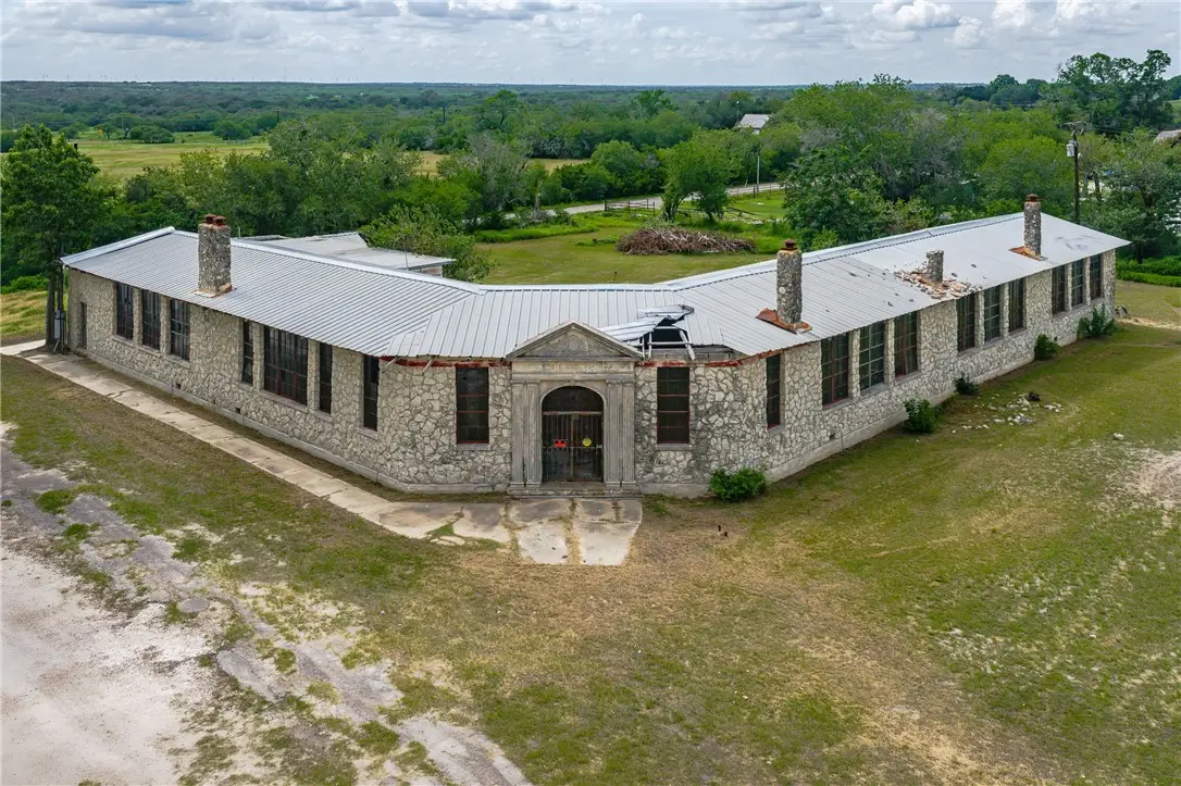 8985 Us Hwy 181 Highway, Tuleta, TX 78162 - #1