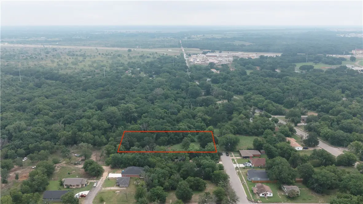1420 E 4th Avenue, Corsicana, TX 75110 - #1