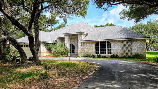 409 Champions Drive, Rockport, TX 78382
