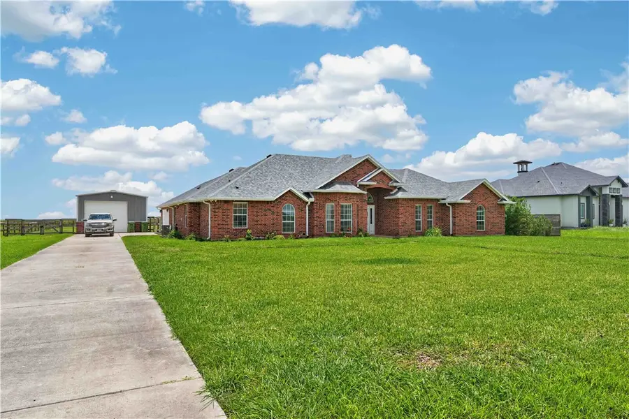 2414 Santa Maria, Corpus Christi, TX 78415 - #2