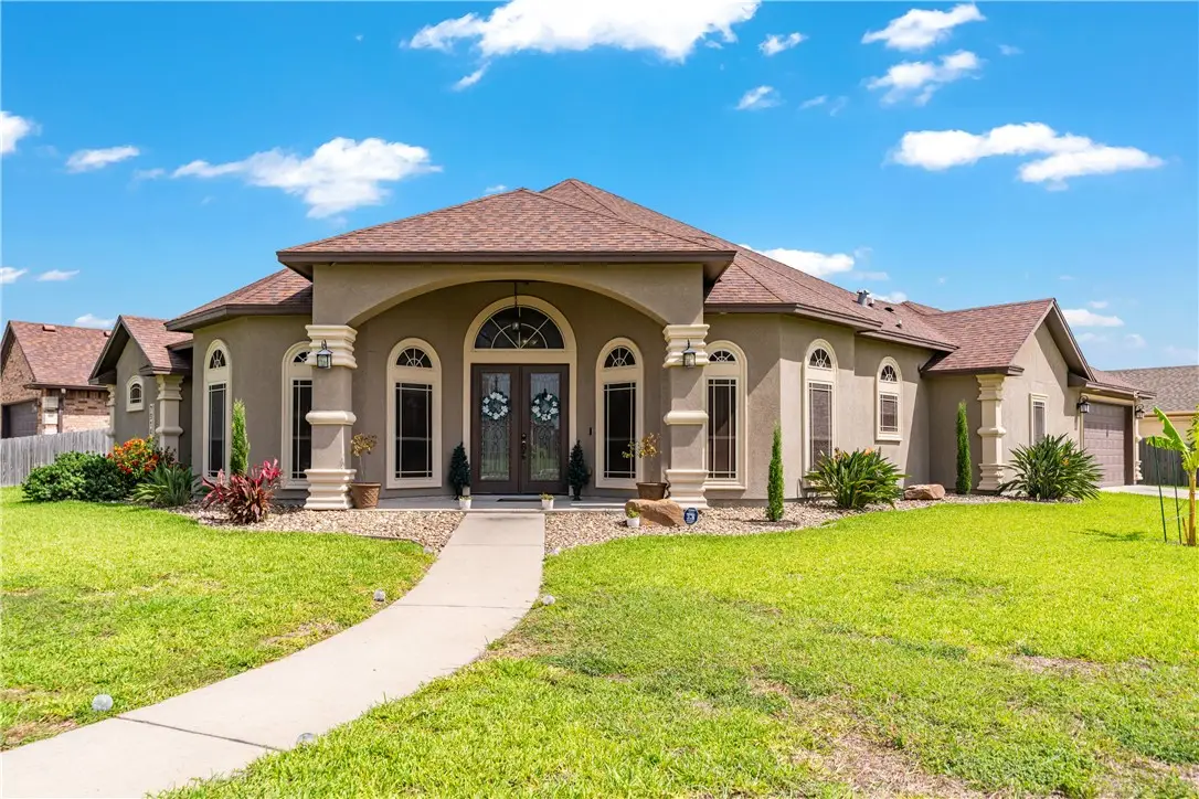 7514 E Lake Drive, Corpus Christi, TX 78414 - #1