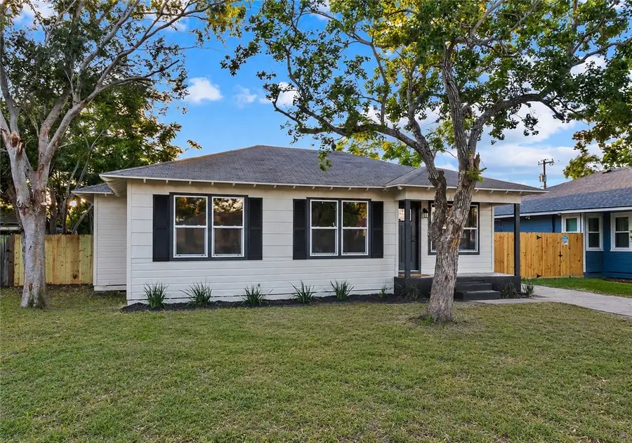 4105 Markins Drive, Corpus Christi, TX 78411 - #2