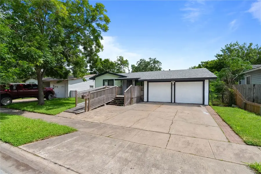 3929 Bradford Drive, Corpus Christi, TX 78415 - #2