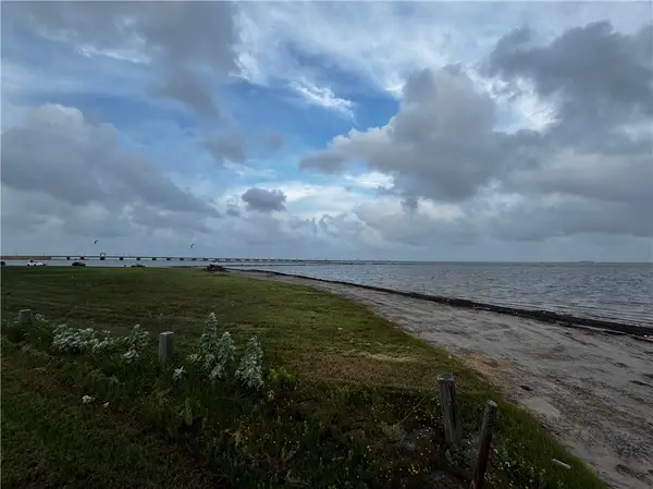 1429 Laguna Shores (tract Iii), Corpus Christi, TX 78418