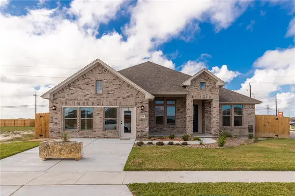 2401 Blessed Street, Corpus Christi, TX 78418