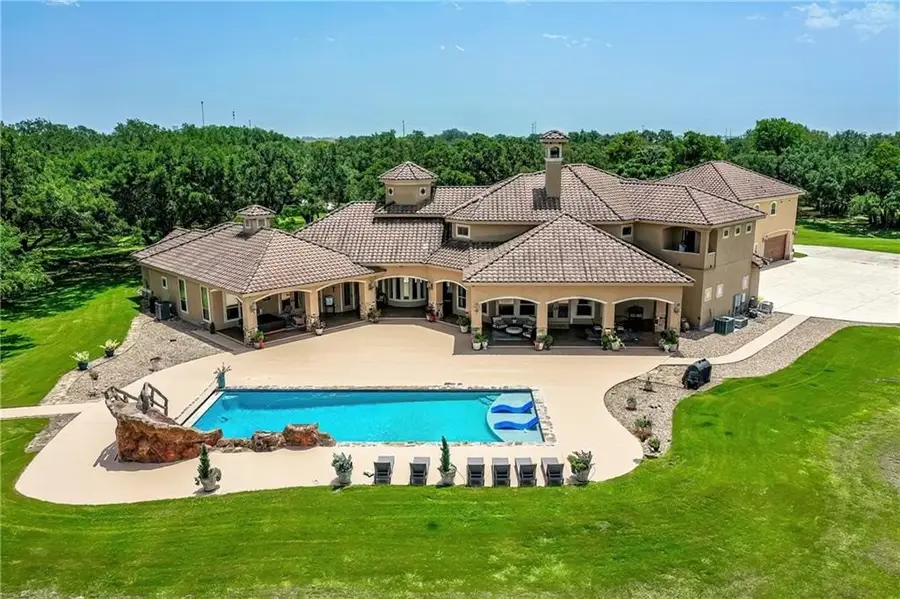 3620 Huber Road, Seguin, TX 78155 - #2