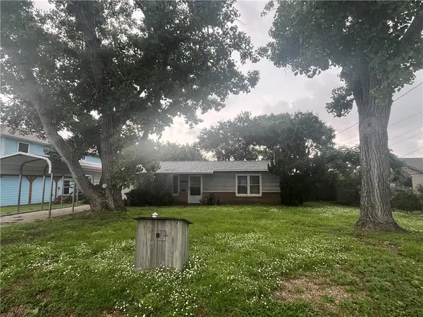 2845 Debra, Corpus Christi, TX 78418