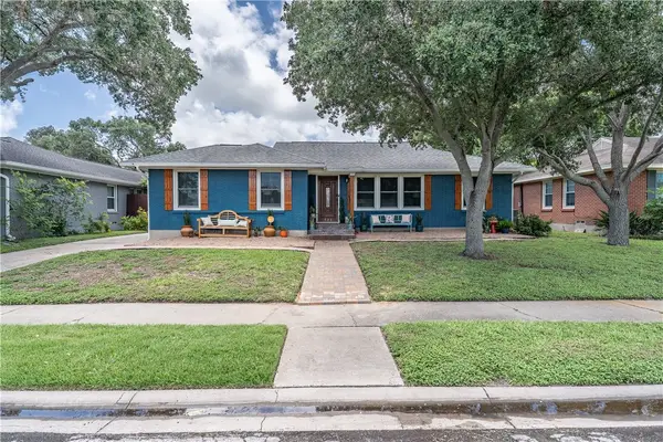 521 Brawner Parkway, Corpus Christi, TX 78411