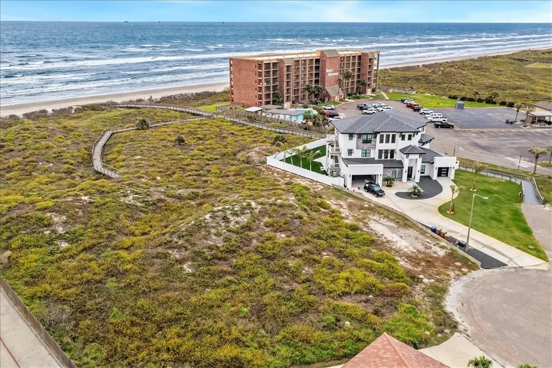 102 Mariners Drive, Port Aransas, TX 78373 - #1