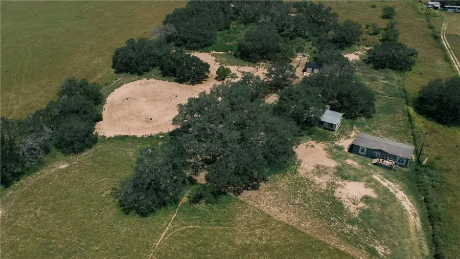 490 Hernandez Road, Poteet, TX 78065 - #3