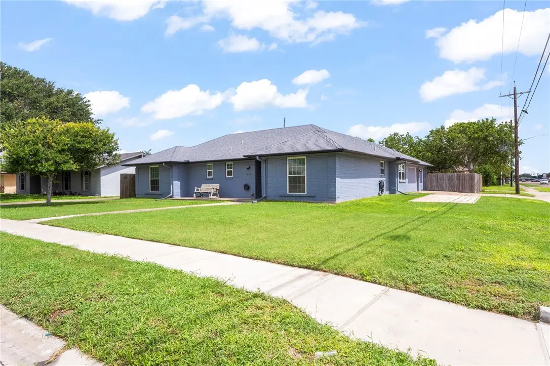 217 Carmel Drive, Portland, TX 78374 - #1