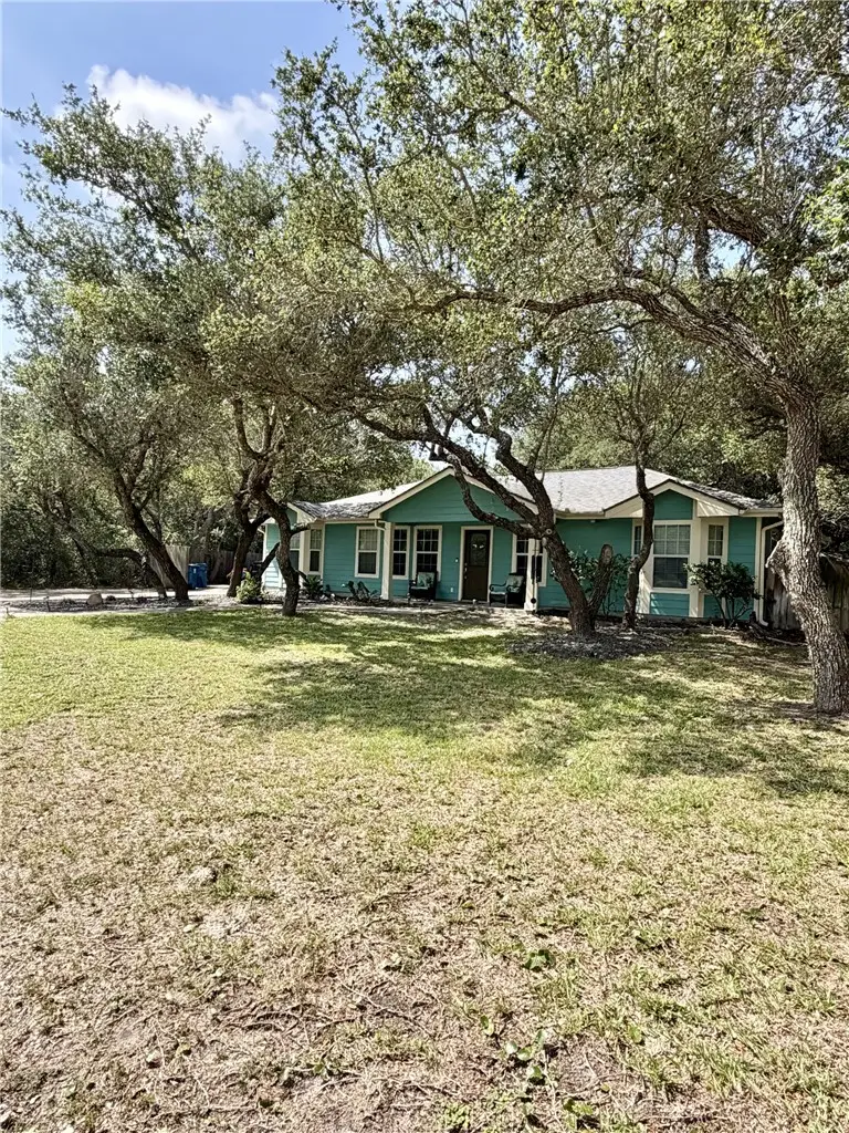 106 El Cid Drive, Rockport, TX 78382 - #2